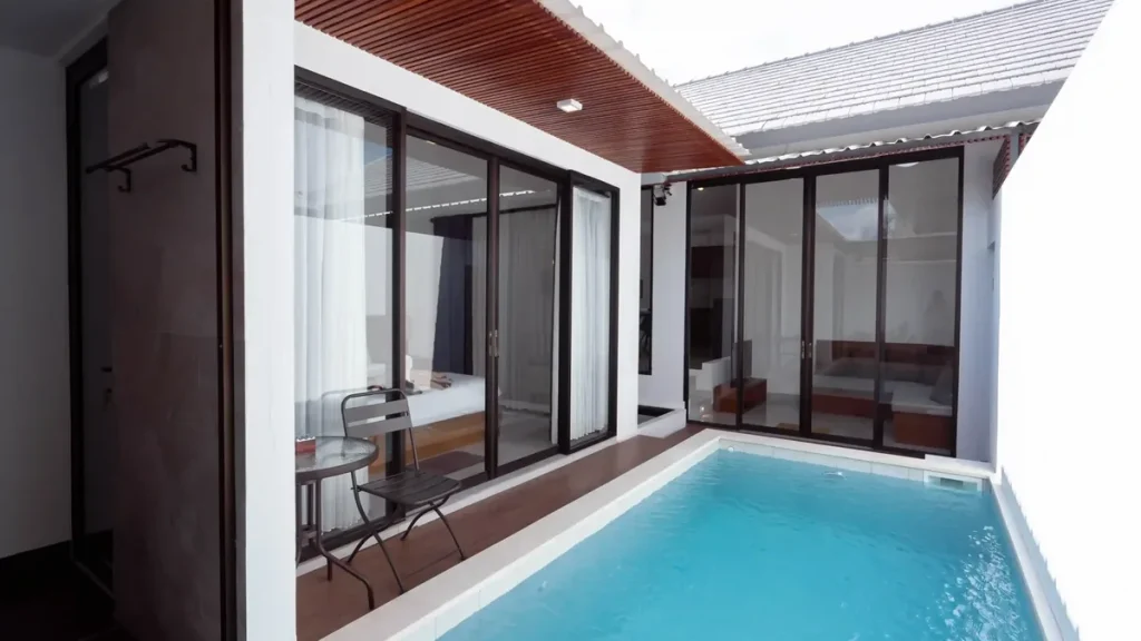 Villa plunge pool courtyard in Bali